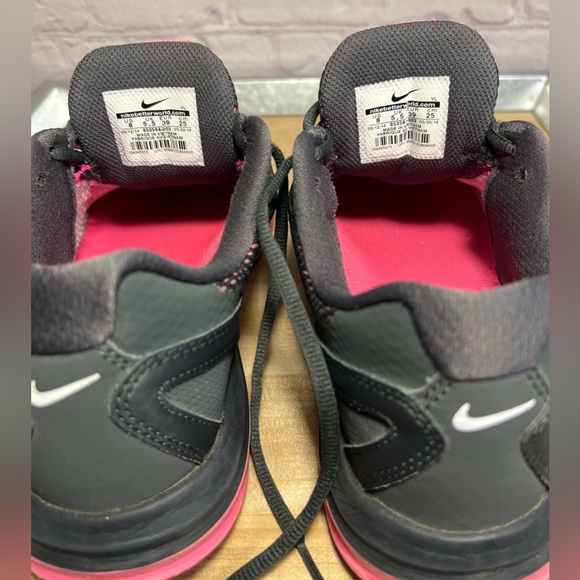 EUC. Nike Dual Fusion Run 3 training/running shoes. 653594-003. Women’s Size 8. - Picture 13 of 14